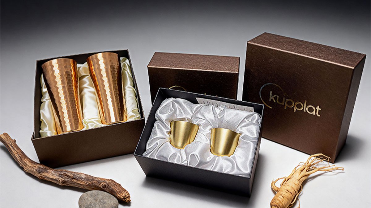 The sole material chosen by the royal court brass | Brass cups crafted in the century-old tradition of Pung-an