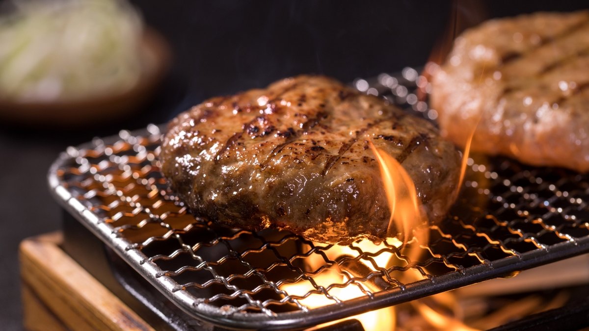 本物の「餅」が入った初めての 떡갈비（トッカルビ）、直火で味わう贅沢