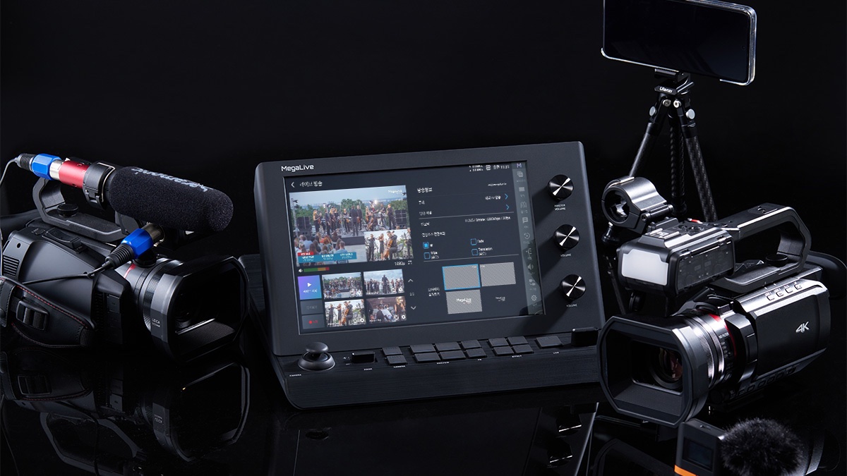 Only 50 Units | All-in-One Portable Streaming Device: Audio Captions and Broadcast Simplified