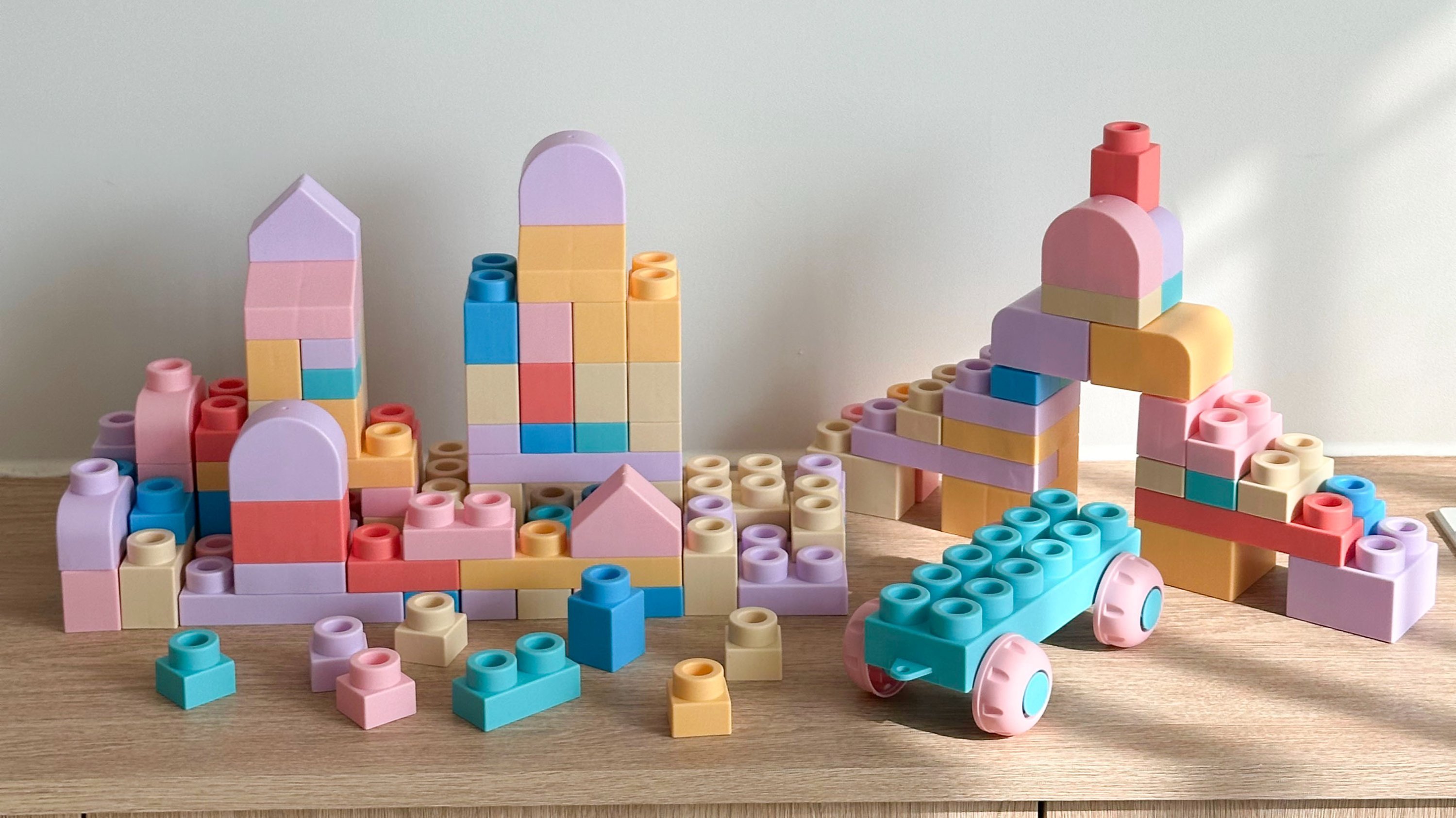 [社交媒体爆款] C品牌销量第一大软积木，单块仅需2元起！