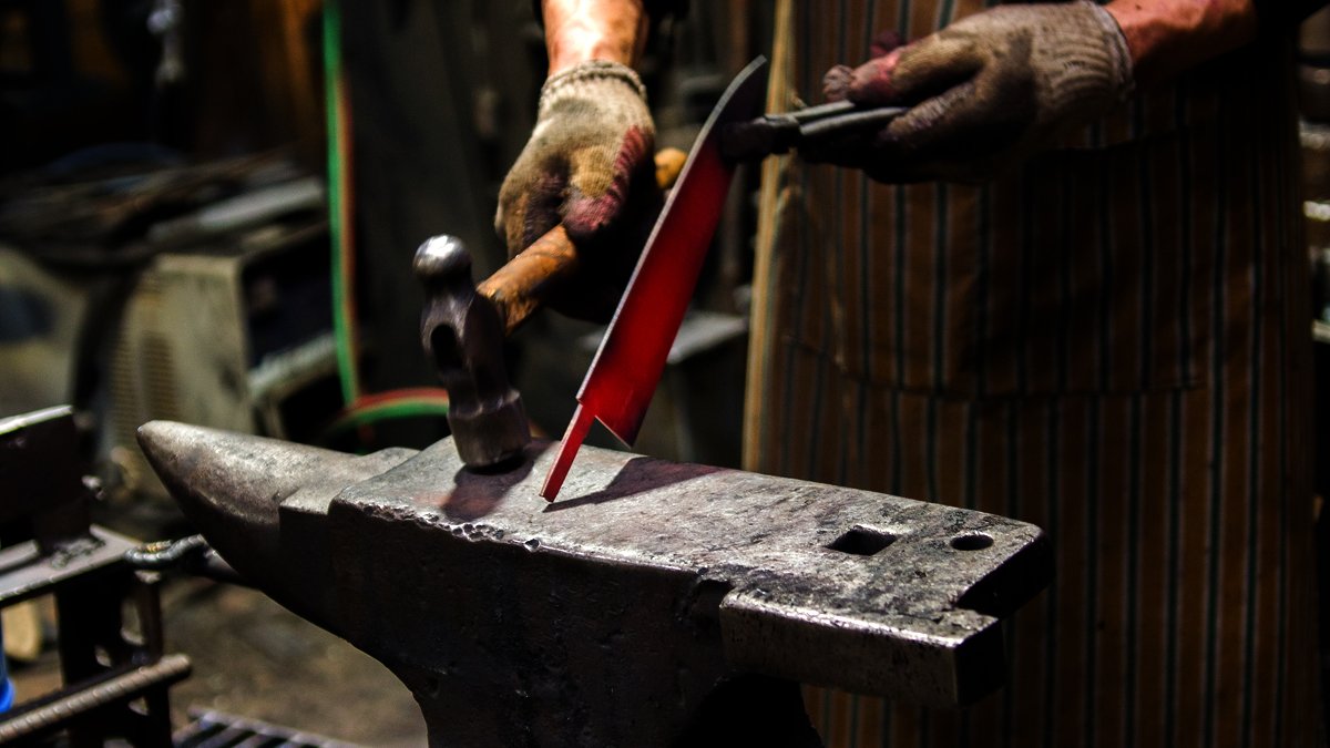 食味如铁 | 用传承四代百年铁匠铺的刀具，打造家的味道