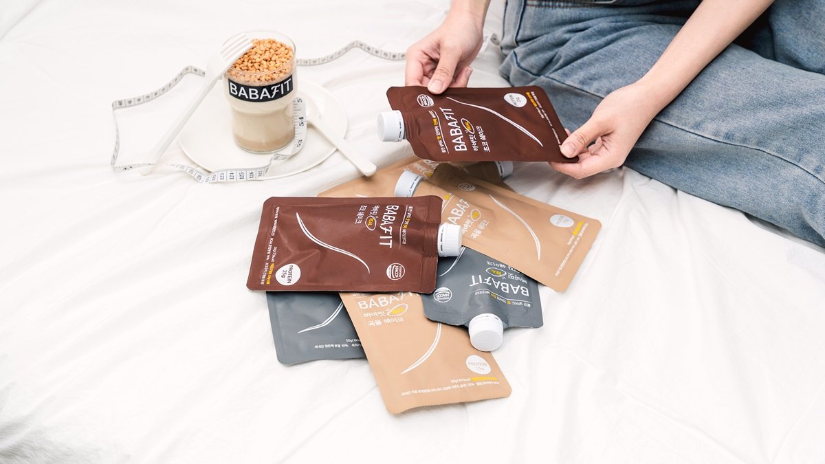 [美味しいダイエット1+1] 水だけで濃厚プロテインシェイク、生臭さゼロ