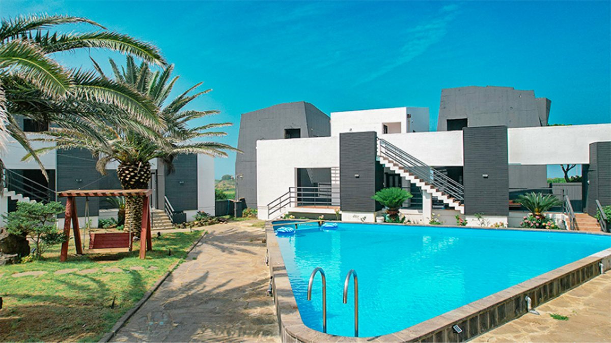 [1+1 Stay] Book 1 Night in Jeju Get 1 Night Free! Don’t Miss Out