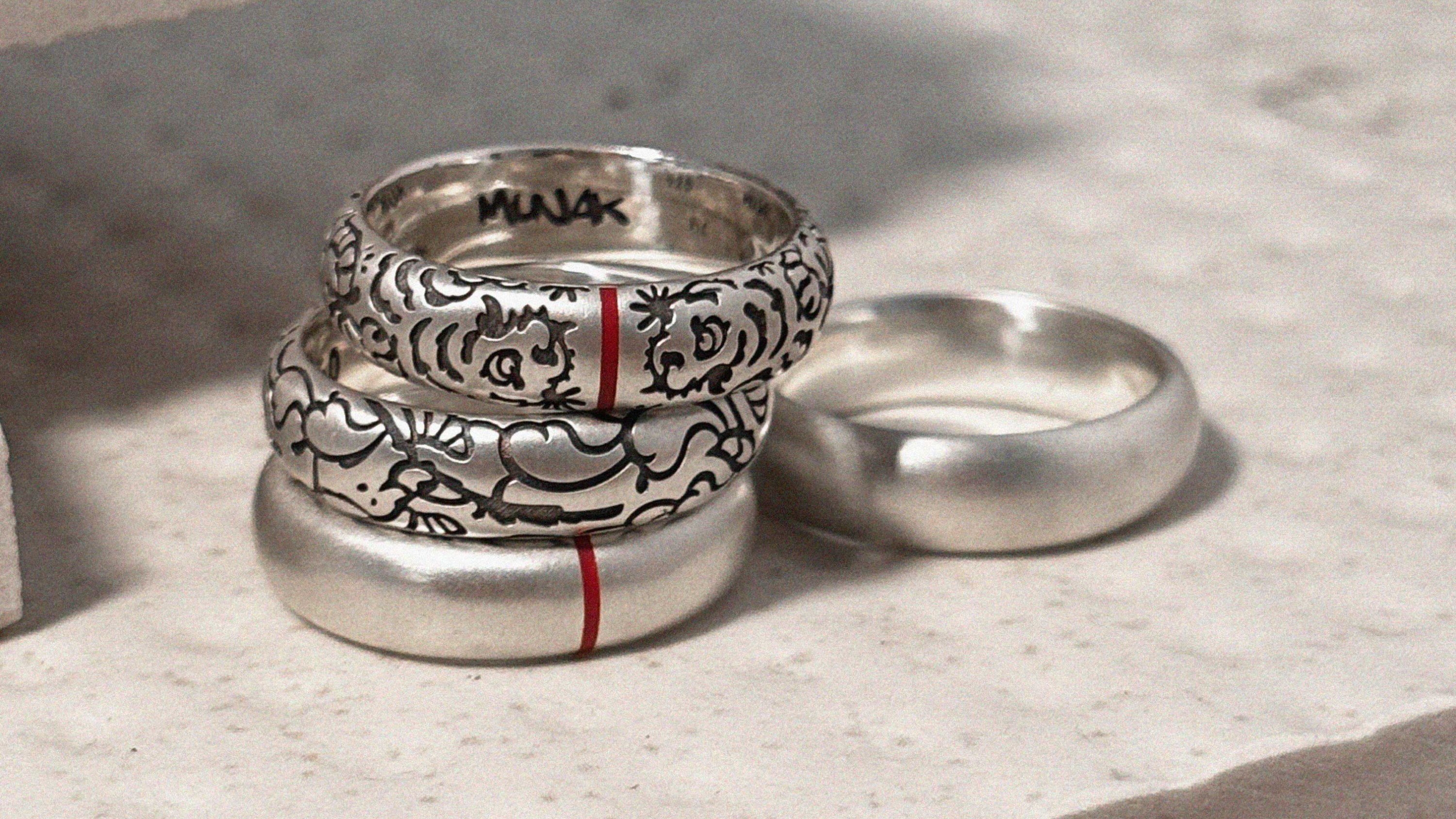 조선의 해학과 현대의 위트를 담은 키치 조선, 작호도 쌍가락지