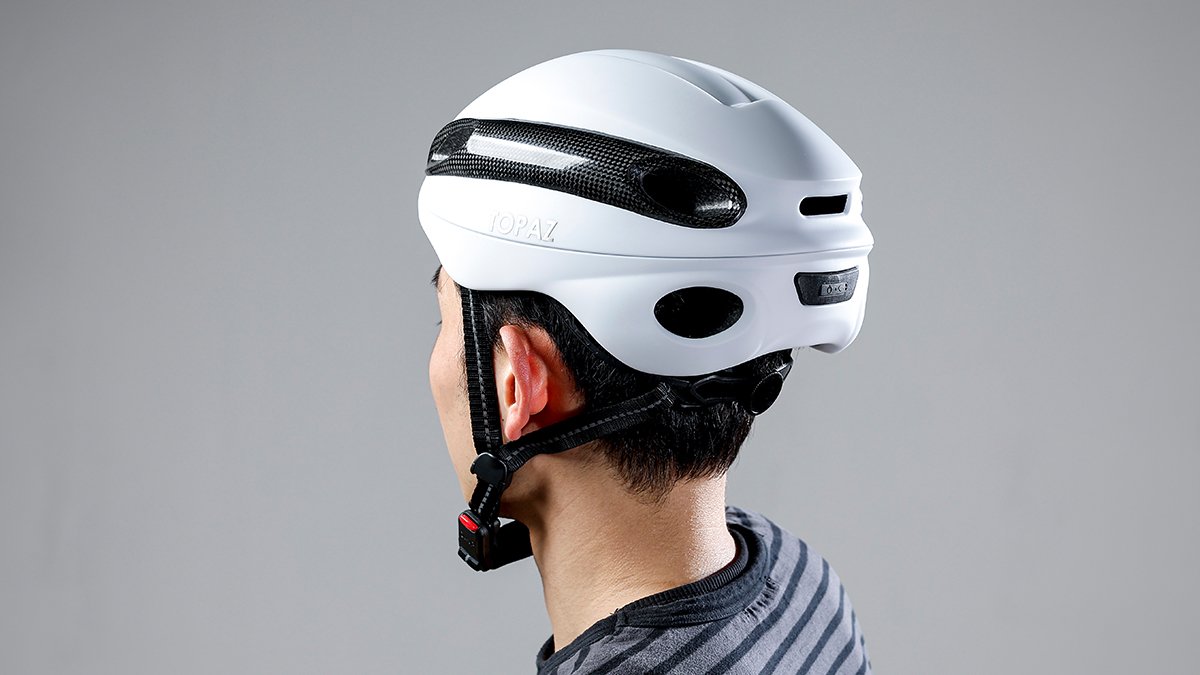 数据证明！AirPass全碳纤维壳泳池边头盔，守护最脆弱部位