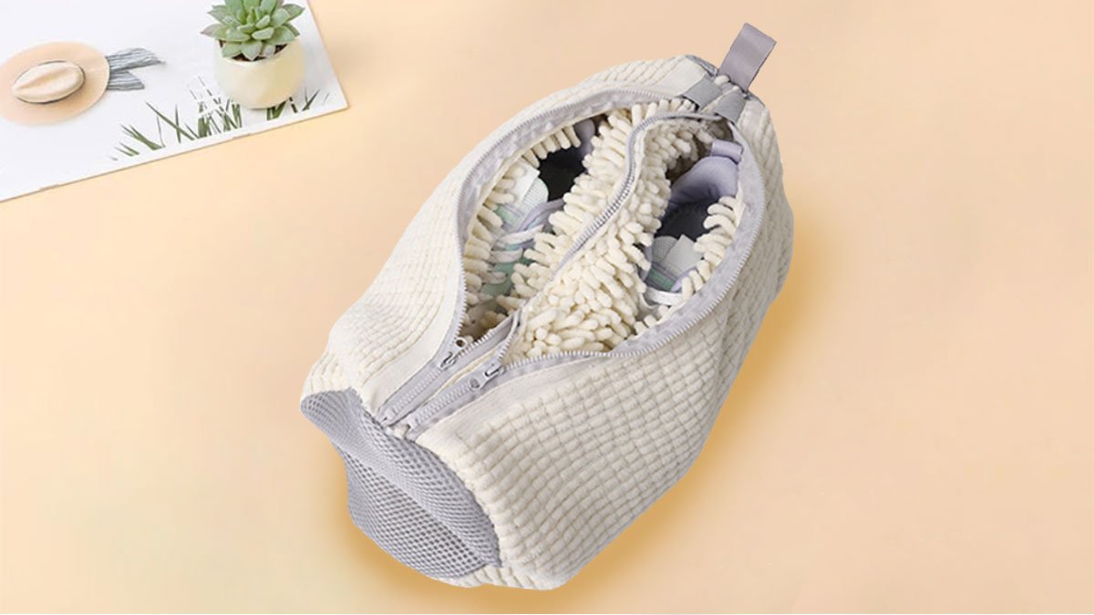 [赠品赠送] 在家用洗衣机轻松洗鞋，无惧摩擦，洁净如新