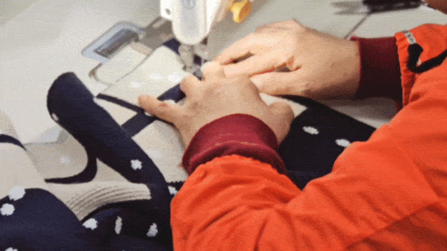 KakaoTalk_Video_2025-12-03-15-38-05-ezgif.com-optimize.gif