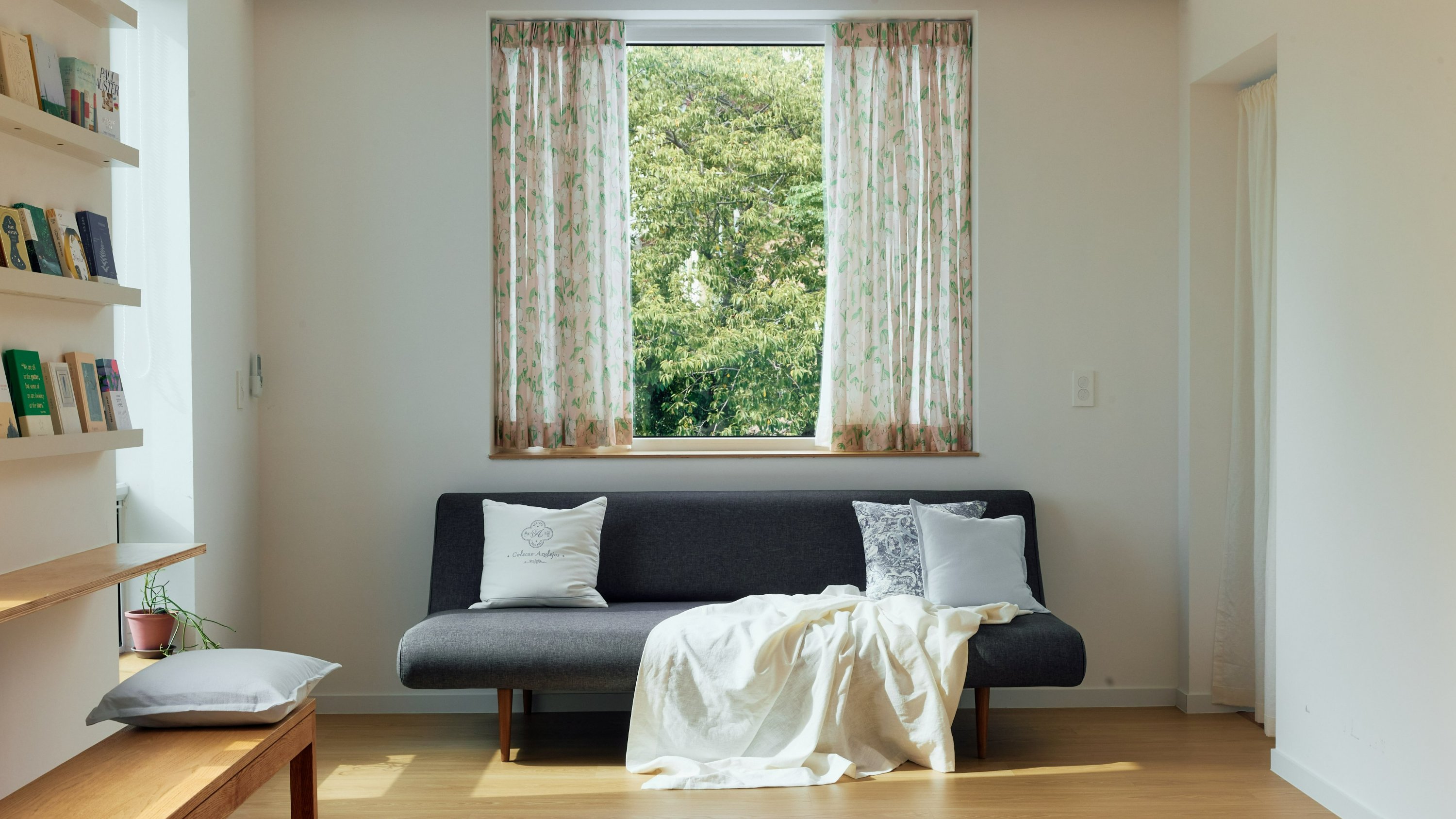 나의 책을 완성하는 작가 레지던스, 서귀포 이중섭 거리 사이서가 북스테이