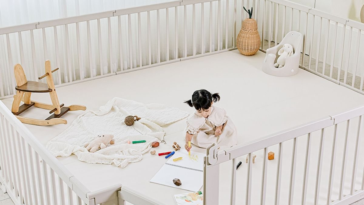 5万セット突破！満足度98％のふわふわ両面ベビーマット＆フォルダーベビールームセット✨