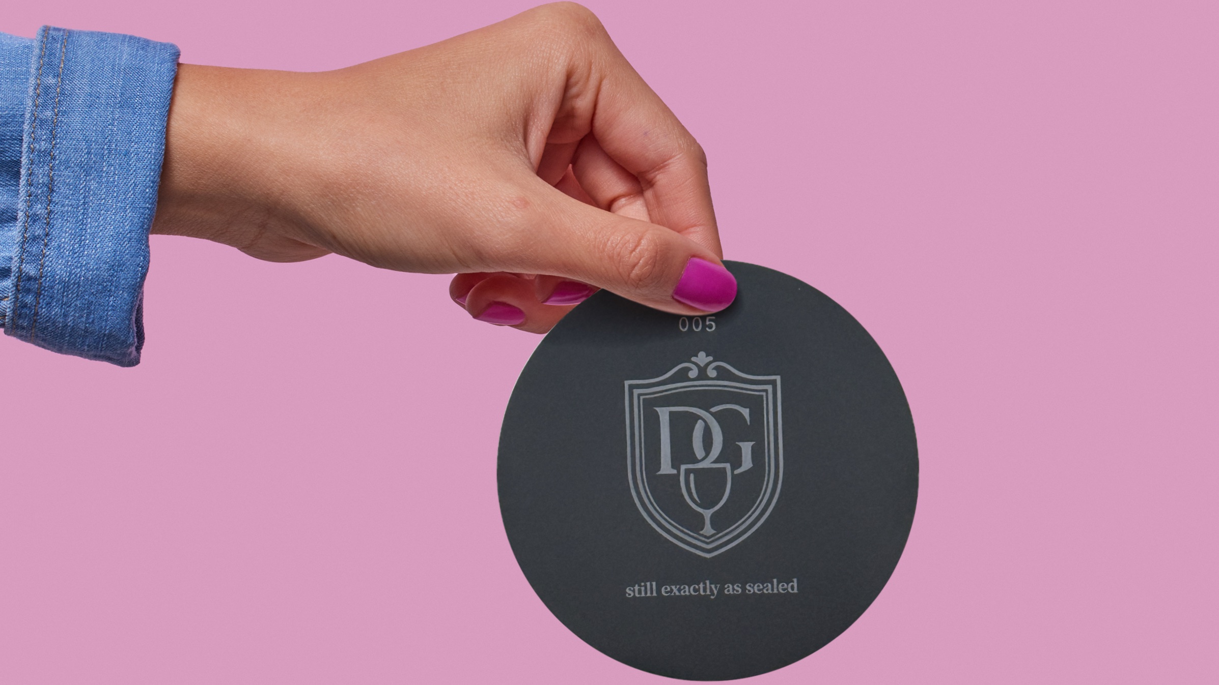 一次性防篡改酒杯盖，守护您的饮酒安全