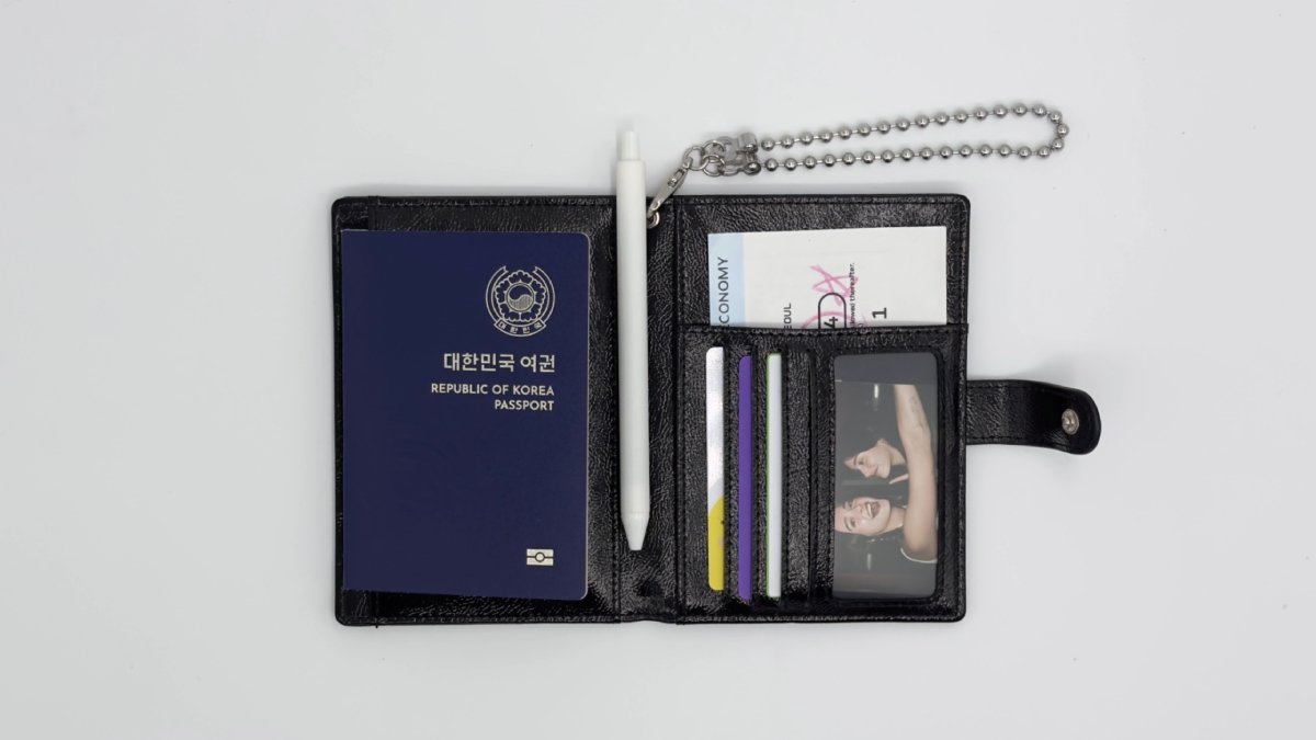 机场轻松通关，护照无需拿出——高速通行护照钱包