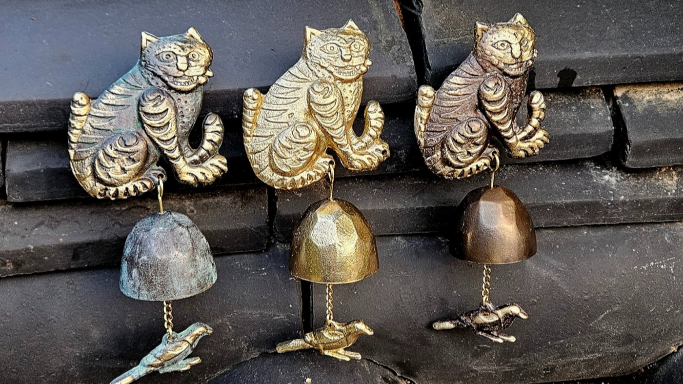 Mastercrafted Brass Doorbell by Hosakdo: Welcoming Blessings in 2026