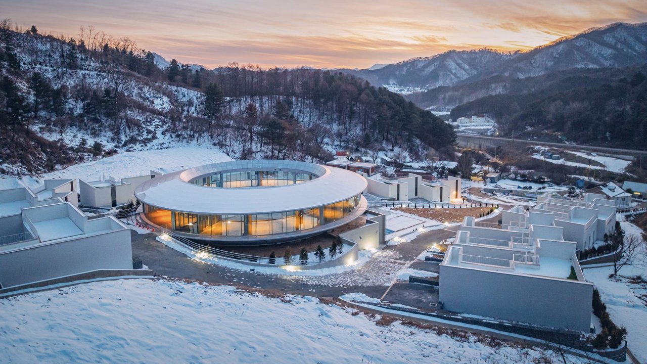 埃利西安滑雪套餐 | 春川星际泳池别墅 X 莫比迪克滑雪店 | 独家首发