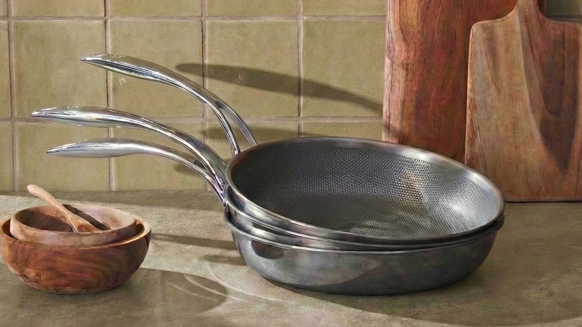 国内首创！99.5%纯钛无涂层不粘牛排煎锅