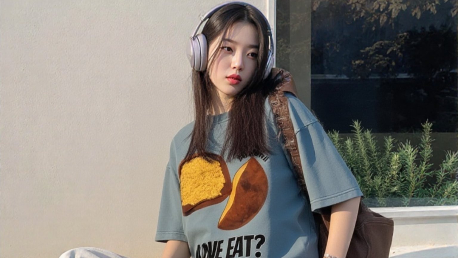 "두쫀쿠 러브잇 피그먼트 티셔츠" 한정 발매