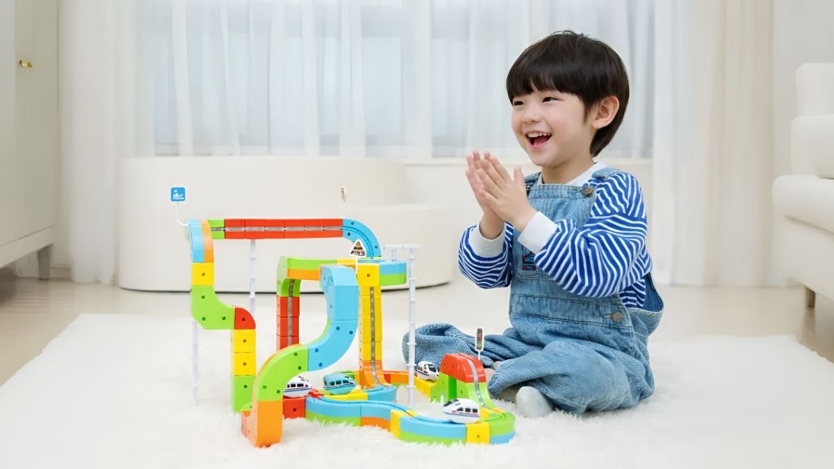 Delivered Before Children’s Day! The Viral 360° Train with Ultimate Aora Rail Blocks Set