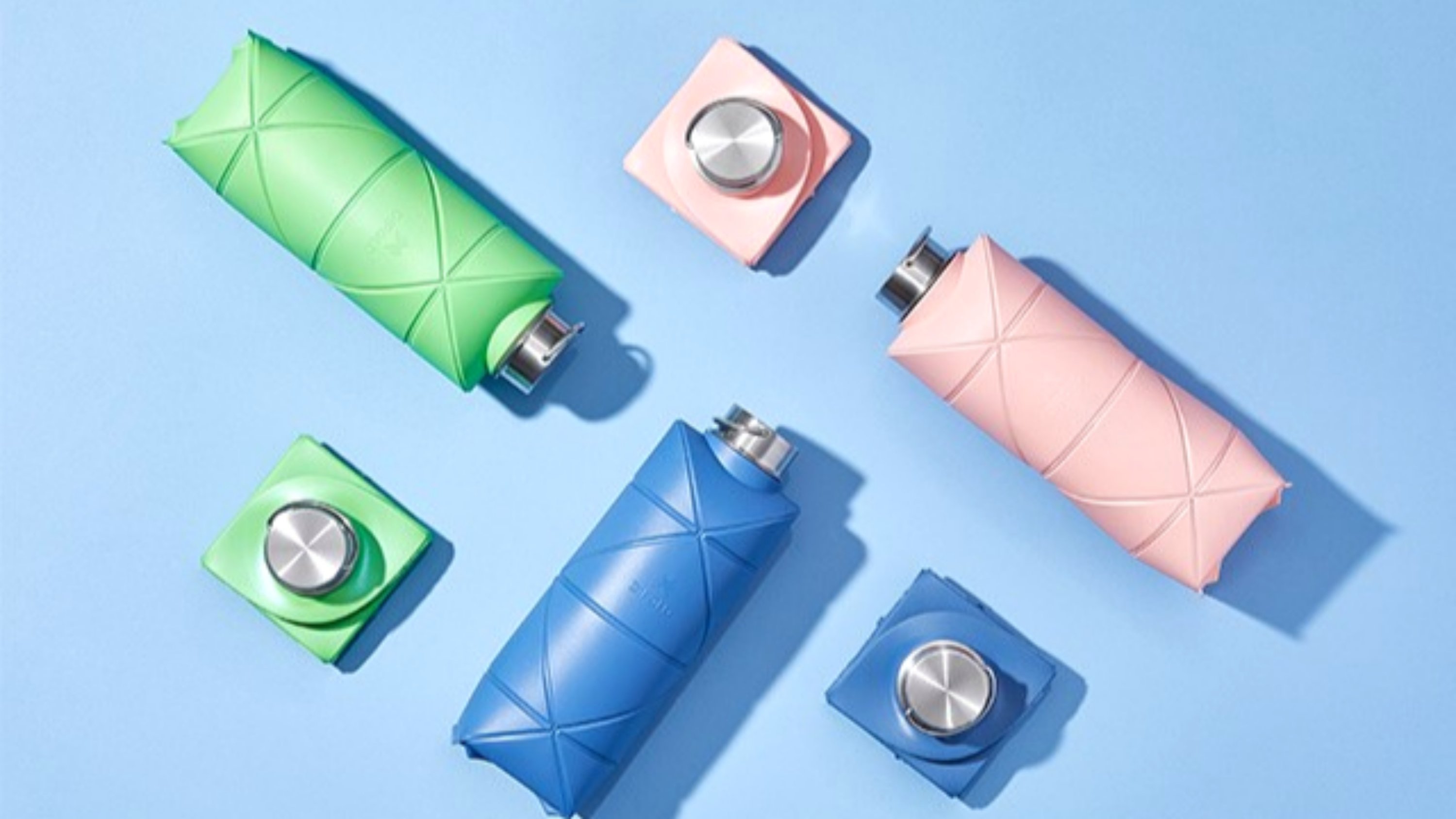 [旅行/运动必备]无环境激素超轻便折叠水杯，一手轻松掌握！