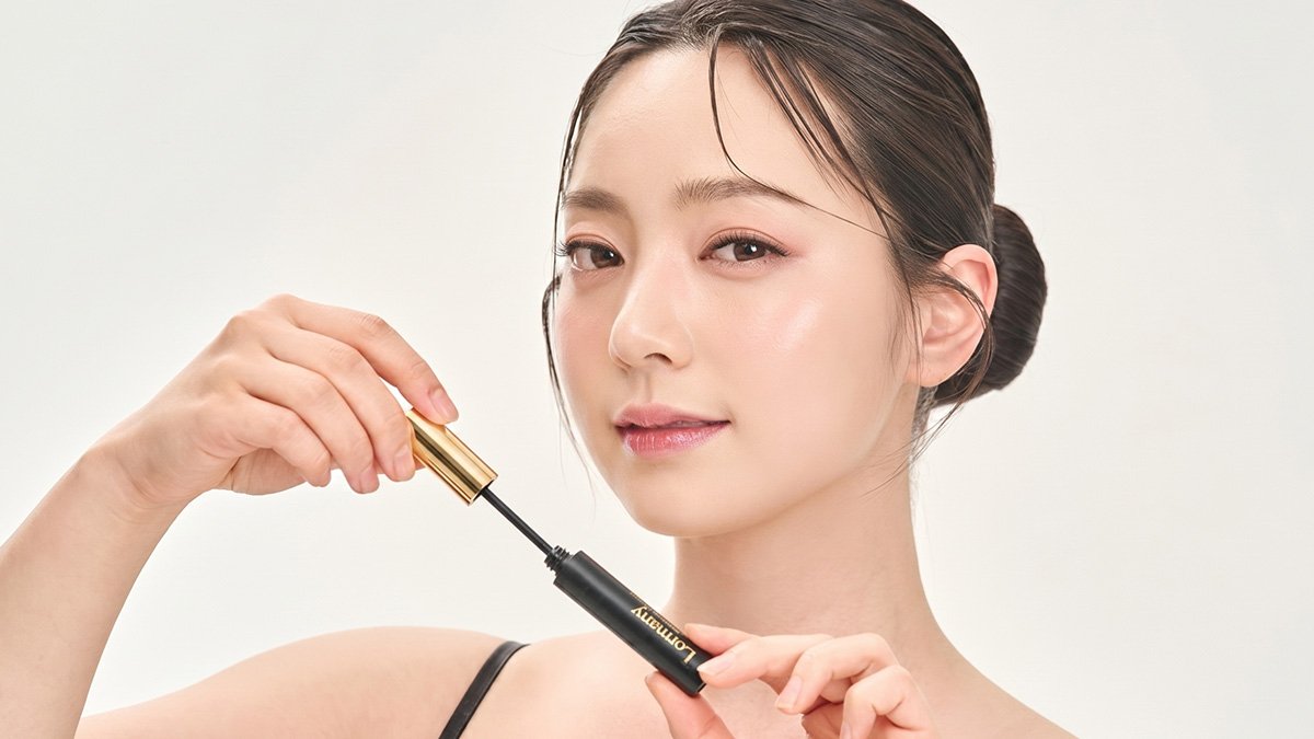 가볍게 자연스러운 완두콩 추출 블랙세럼, 마스카라보다 부담 없이 또렷한 
