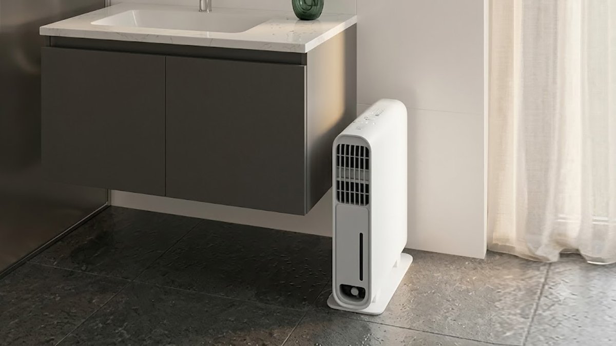 Just 10cm! Ultra-slim dehumidifier that fits perfectly into wardrobe and bathroom shelves