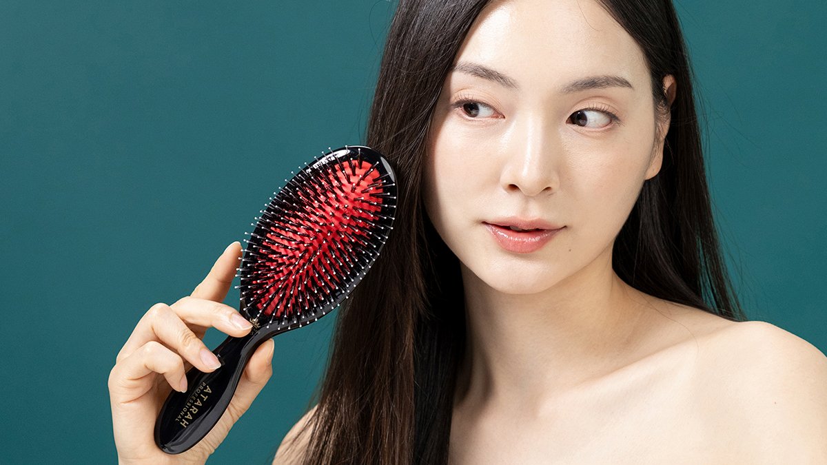 2억 돈모브러쉬｜빗기만 해도 엔젤링이 샤르르, 윤기 가득 머릿결의 비밀!